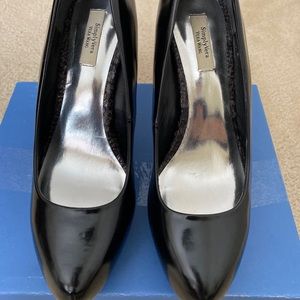 Simply Vera Wang ultra high heels